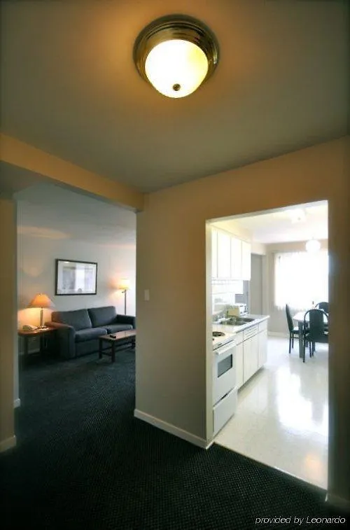 Aparthotel Beausejour Hotel Apartments/Hotel Dorval