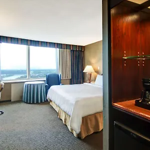 Hotel Chateau Lacombe
